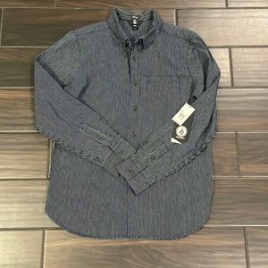 Volcom Mens shirt.
